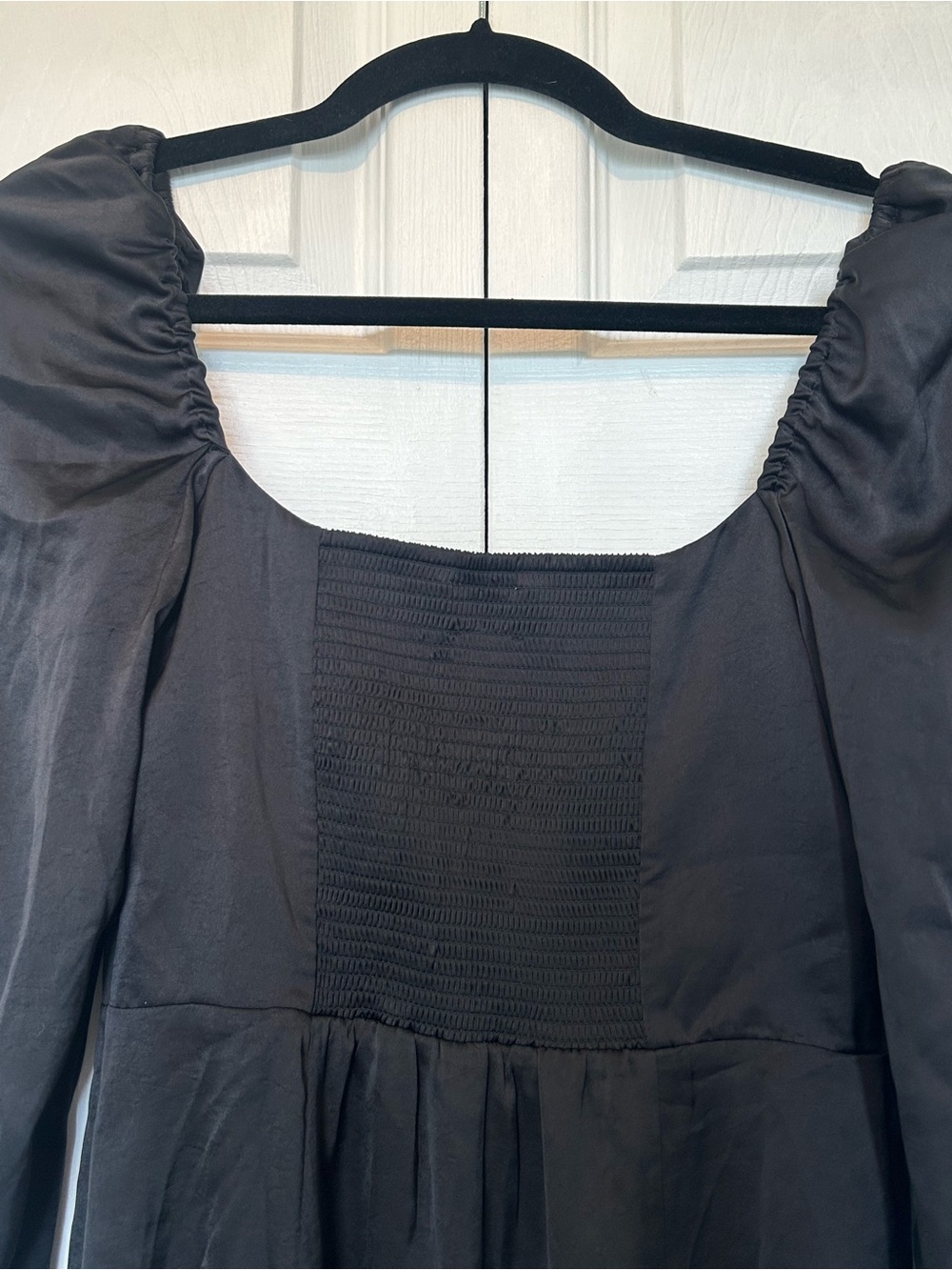 Wilfred Aritzia Bridgerton Satin Dress Size 4 Square Neck Midi Smock Back - Picture 9 of 9